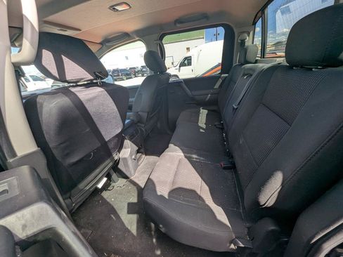 Used 2011 Nissan Titan SV w/ SV Value Truck Pkg AWD/4WD image 10