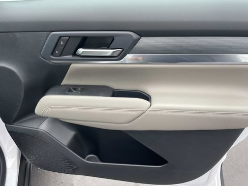 New 2026 GMC Terrain Elevation w/ Elevation Premium Package FWD image 28