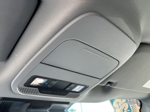 Used 2025 Ford F150 XLT w/ Equipment Group 301A Standard image 19