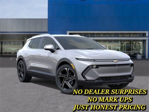 New 2026 Chevrolet Equinox EV LT image 7