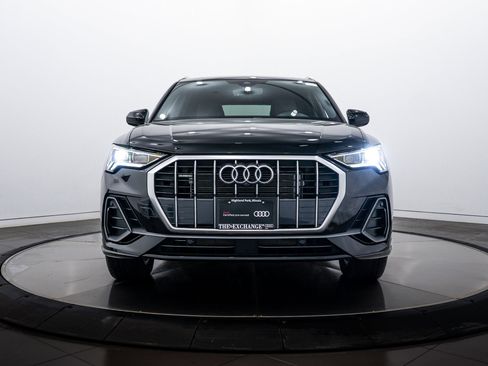 Certified 2025 Audi Q3 2.0T Premium Plus w/ Premium Plus Package image 23