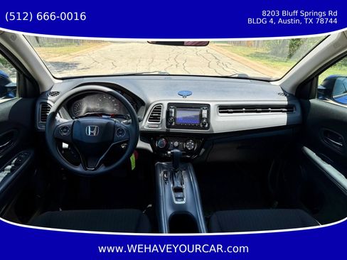 Used 2018 Honda HR-V LX image 10