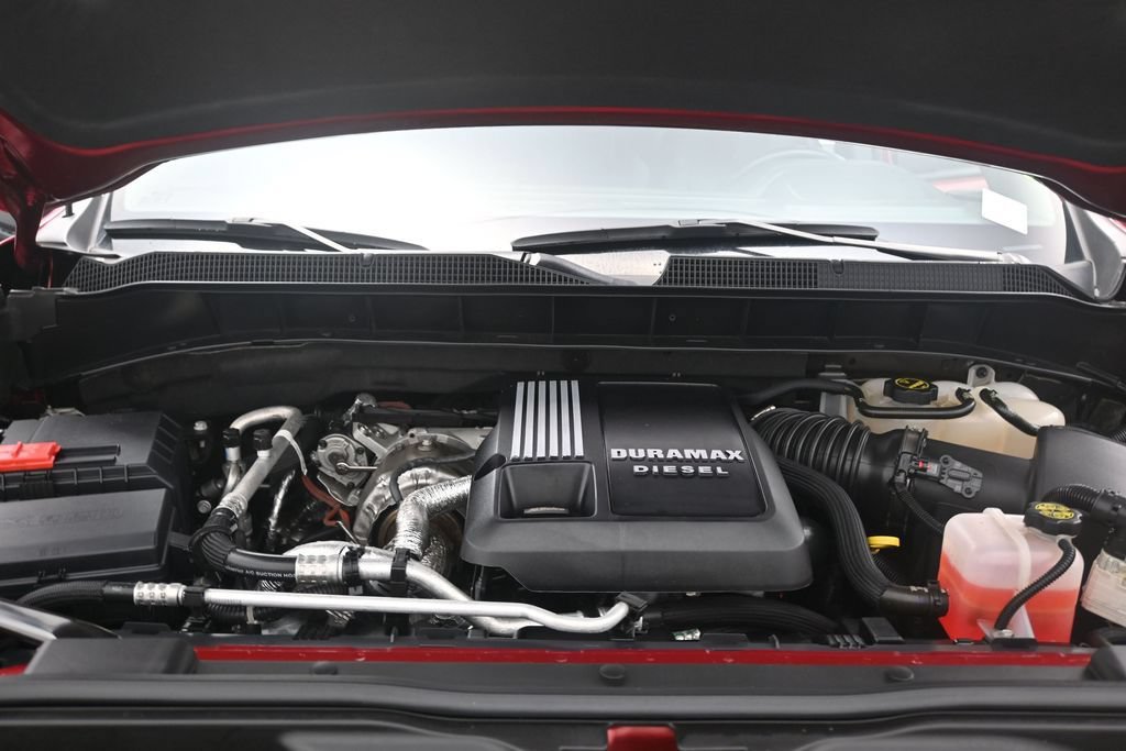 Used 2025 Chevrolet Silverado 1500 RST RWD image 11