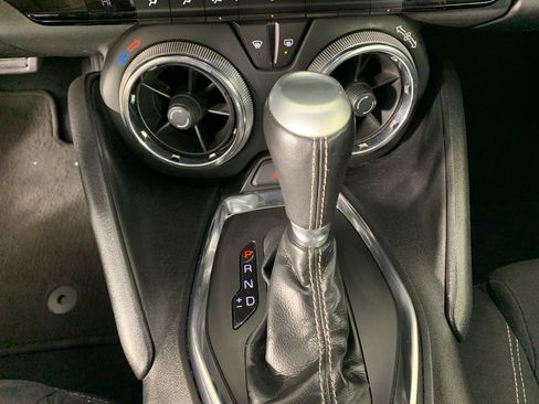 Used 2020 Chevrolet Camaro LT image 24