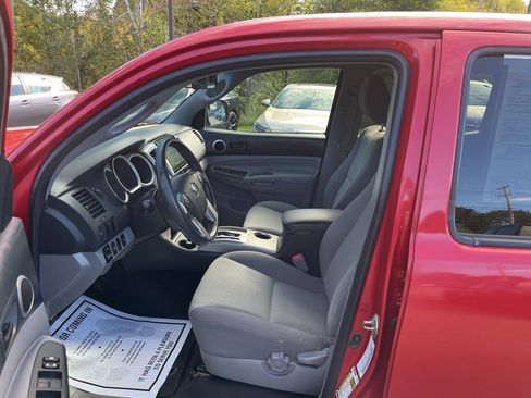 Used 2015 Toyota Tacoma 4x4 Double Cab image 6