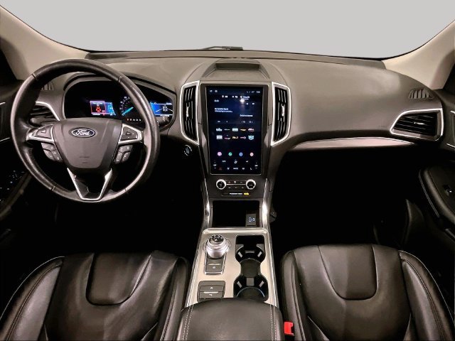 Used 2022 Ford Edge Titanium w/ Equipment Group 301A AWD/4WD image 14
