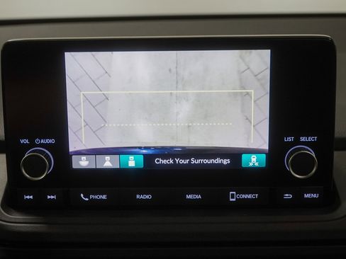 Certified 2025 Honda Accord SE image 30