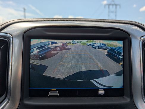 Used 2022 Chevrolet Silverado 1500 RST AWD/4WD image 15