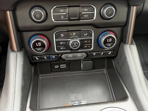 Used 2023 Chevrolet Tahoe High Country RWD image 36