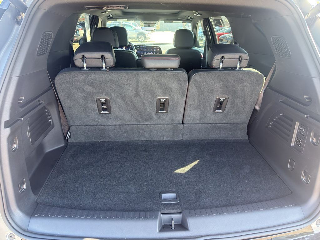 Used 2024 Chevrolet Traverse RS AWD/4WD image 10