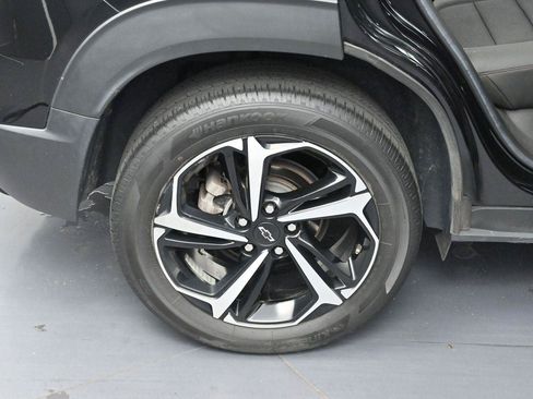 Used 2022 Chevrolet TrailBlazer RS w/ Sun and Liftgate Package AWD/4WD image 35