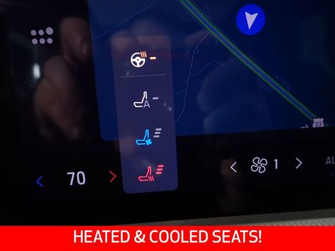 Used 2025 Ford Explorer ST image 4