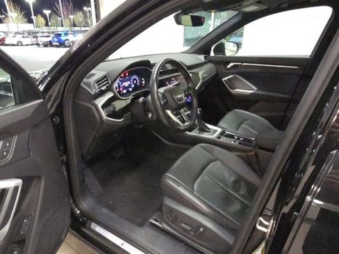 Used 2023 Audi Q3 2.0T Premium image 14