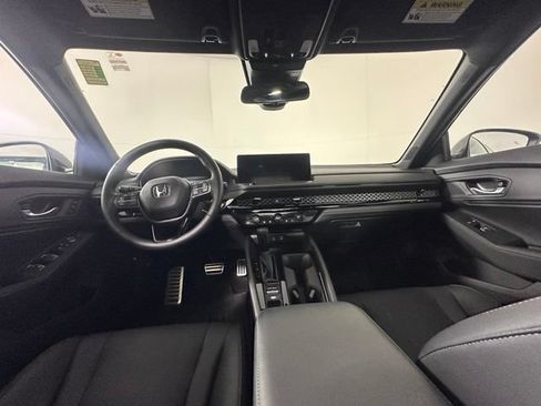 Used 2024 Honda Accord Sport image 17