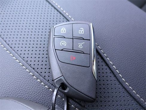 New 2026 Chevrolet Traverse High Country image 29