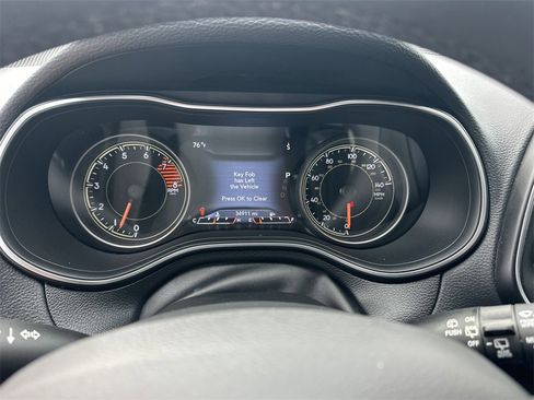 Used 2022 Jeep Cherokee Latitude Lux image 26