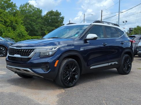 Certified 2022 Kia Seltos Nightfall Edition AWD/4WD image 1
