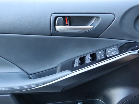 Used 2024 Lexus IS 350 F Sport RWD image 12