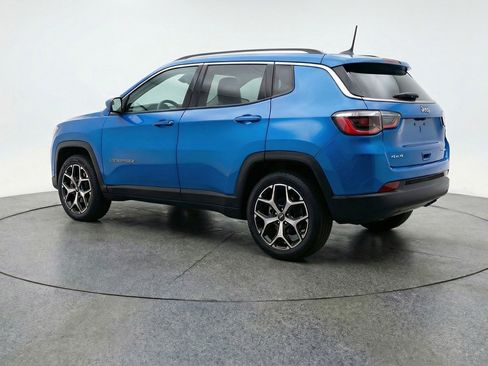 Used 2025 Jeep Compass Limited image 6
