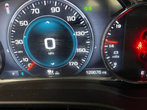 Used 2017 GMC Acadia Denali w/ Technology Package AWD/4WD image 13