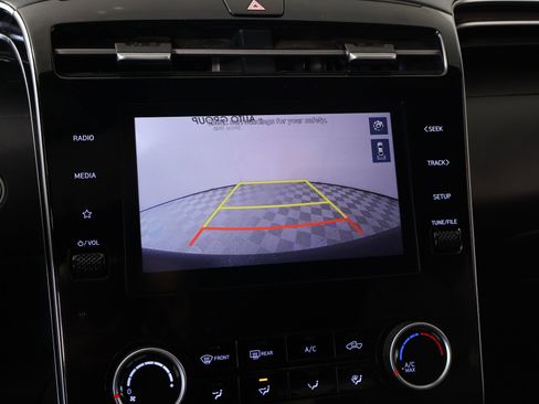 Certified 2023 Hyundai Santa Cruz SEL w/ Activity Package image 6