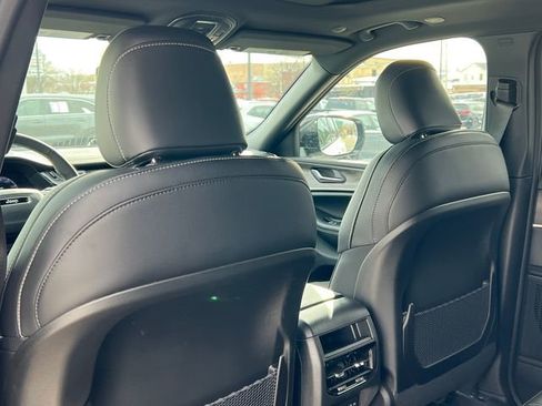 New 2026 Jeep Grand Cherokee 4WD image 32