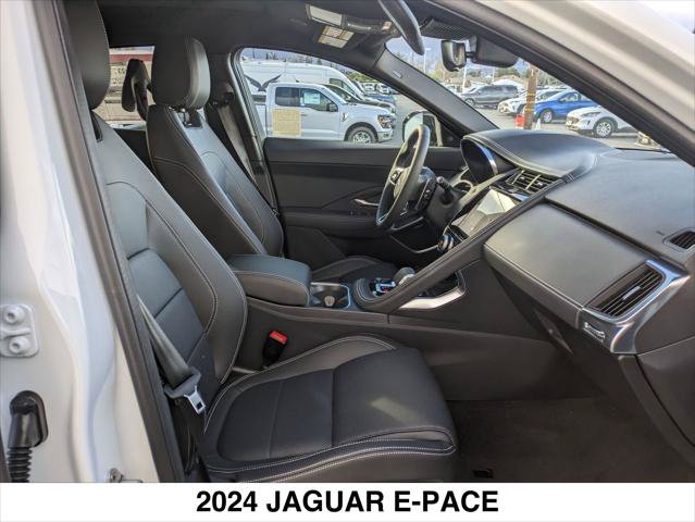 New 2024 Jaguar E-PACE R-Dynamic SE AWD/4WD image 13