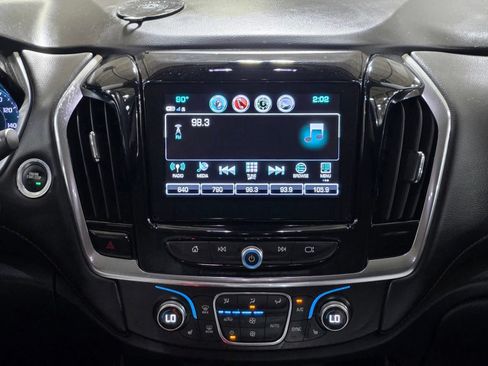 Used 2018 Chevrolet Traverse LT FWD image 26