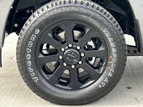 New 2026 RAM 2500 Laramie AWD/4WD image 10