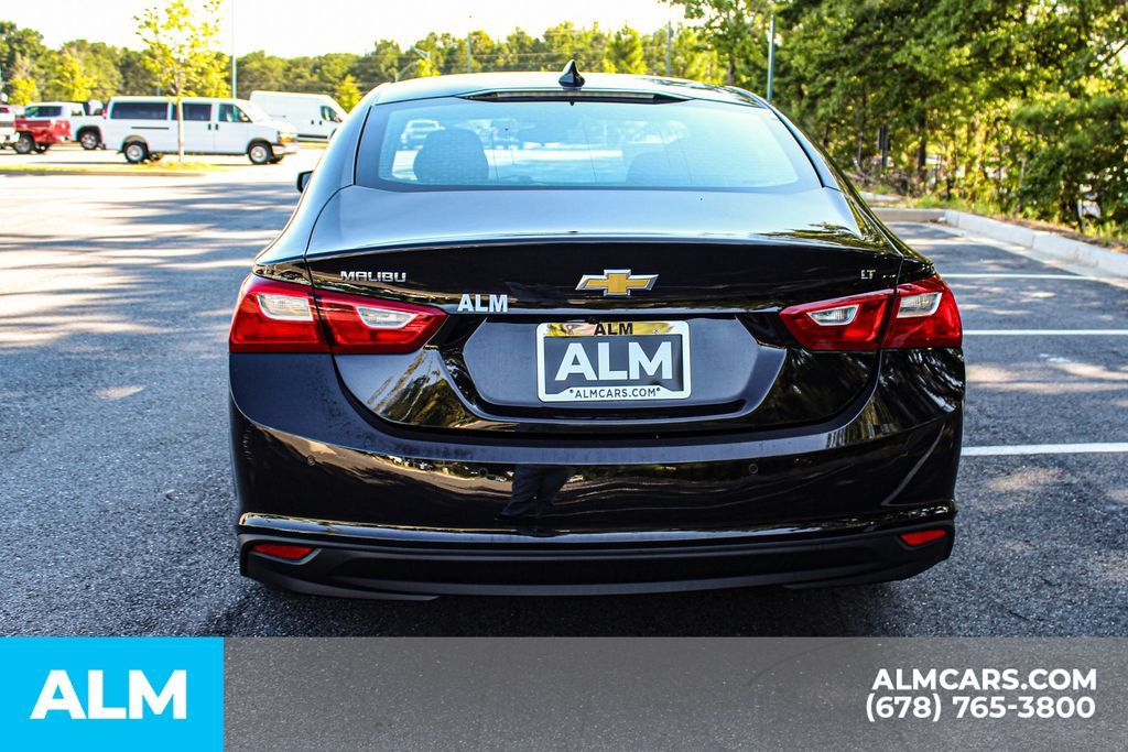 Used 2025 Chevrolet Malibu LT FWD image 10