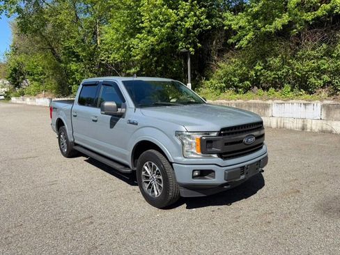 Used 2019 Ford F150 XLT w/ Equipment Group 302A Luxury AWD/4WD image 3
