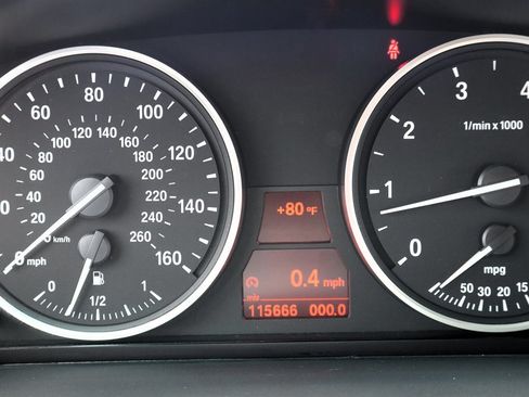Used 2008 BMW 550i Sedan w/ Sport Pkg RWD image 23