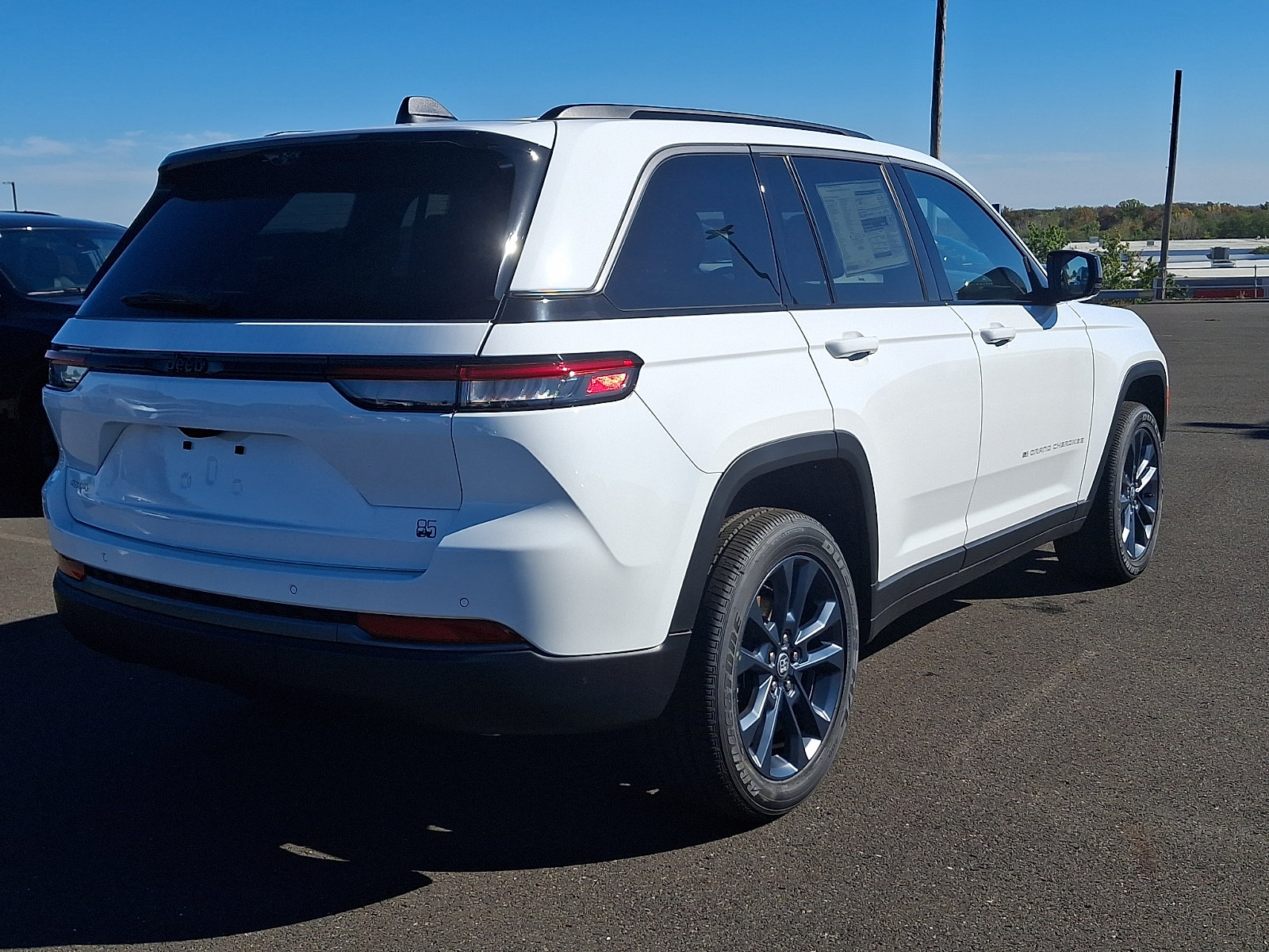 New 2026 Jeep Grand Cherokee Limited AWD/4WD image 4