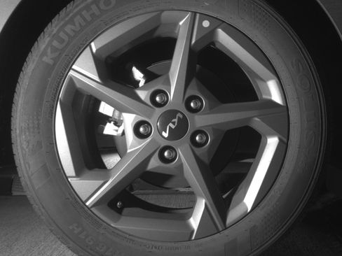 Used 2025 Kia K4 LXS image 15