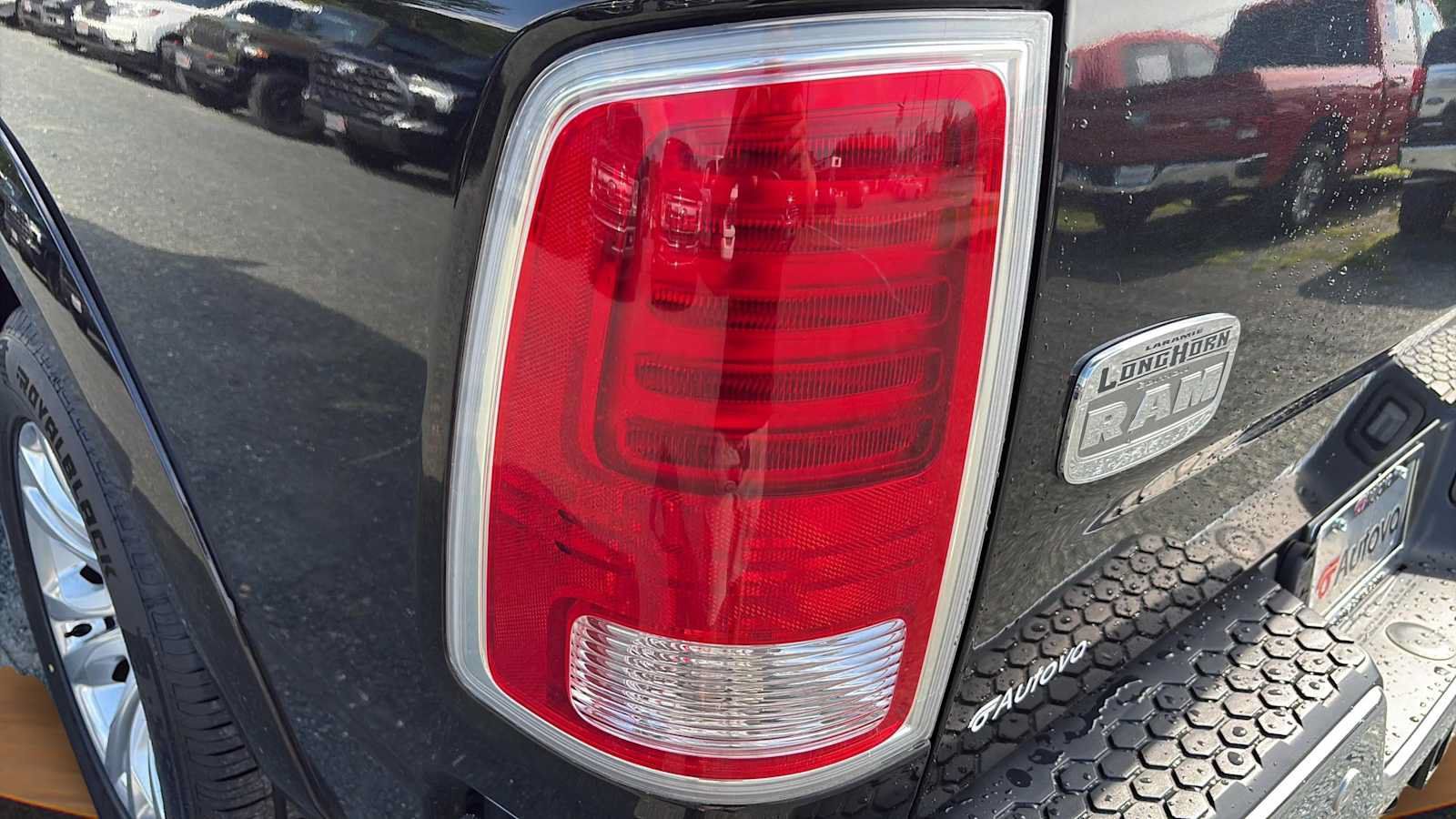 Used 2018 RAM 1500 Laramie Longhorn w/ Cold Weather Group AWD/4WD image 27
