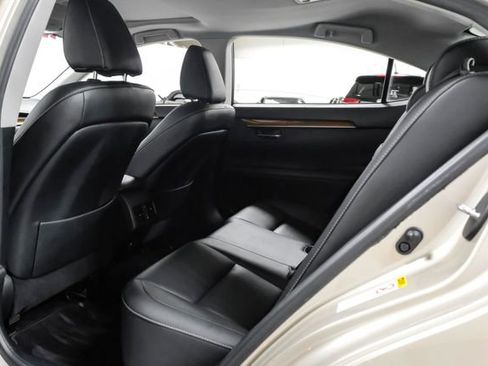 Used 2013 Lexus ES 300h w/ Premium Pkg image 45