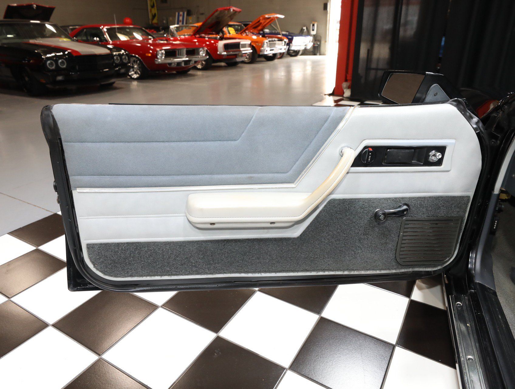 Used 1987 Dodge Charger Shelby FWD image 50