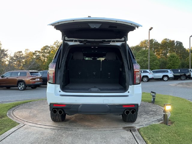 Used 2023 Chevrolet Suburban Premier RWD image 31