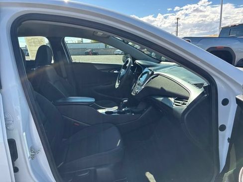 Used 2023 Chevrolet Malibu LT FWD image 25
