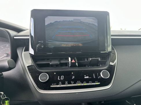 Used 2024 Toyota Corolla LE image 24