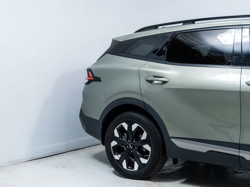 Used 2023 Kia Sportage X-Line AWD/4WD image 11