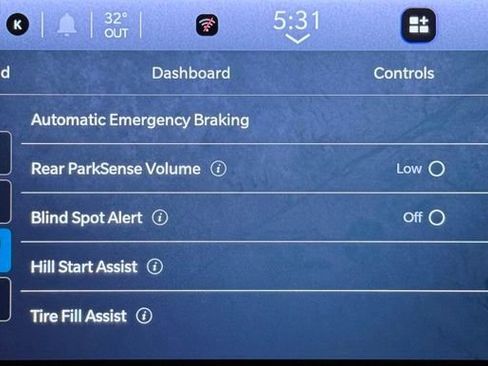 Used 2024 Jeep Wrangler Unlimited Rubicon 4xe w/ Technology Group image 32