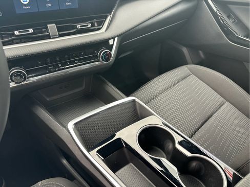 Certified 2025 Chevrolet Equinox LT image 13