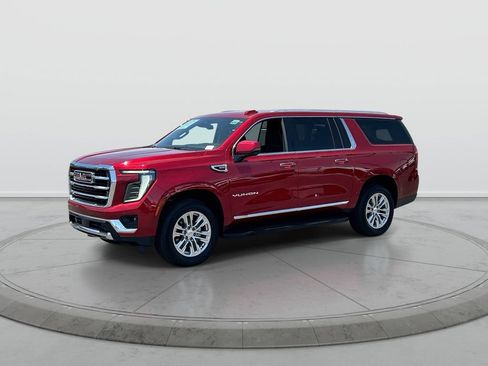 Used 2025 GMC Yukon XL Elevation AWD/4WD image 4