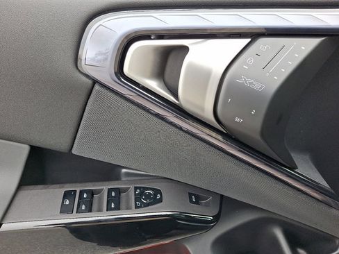 New 2026 BMW X3 xDrive30 w/ Premium Package image 7