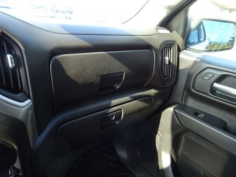 Certified 2022 Chevrolet Silverado 1500 W/T w/ WT Value Package image 32