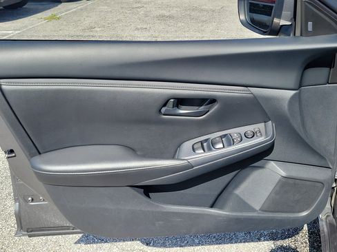 Certified 2024 Nissan Sentra S FWD image 9