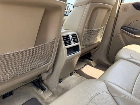 Used 2014 Mercedes-Benz GL 450 4MATIC image 19