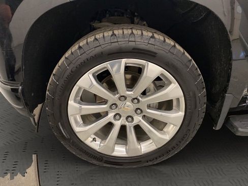 Used 2021 Chevrolet Silverado 1500 High Country w/ Safety Package II image 27