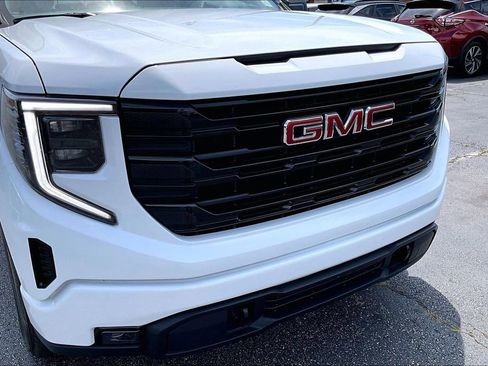 Used 2024 GMC Sierra 1500 Elevation AWD/4WD image 33